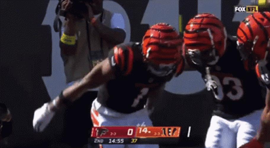 Funny Hoping Dance Ja'marr Chase With Team GIF
