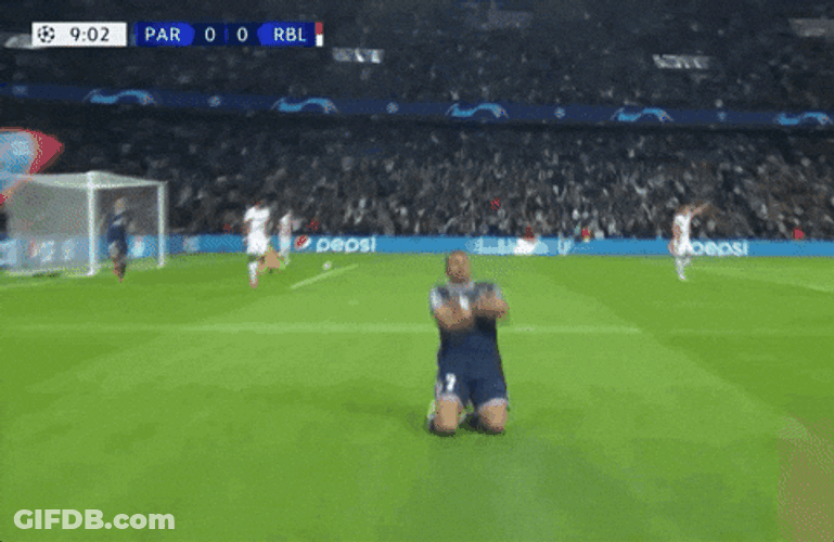 Futbol Real Madrid FC Knee Slide GIF