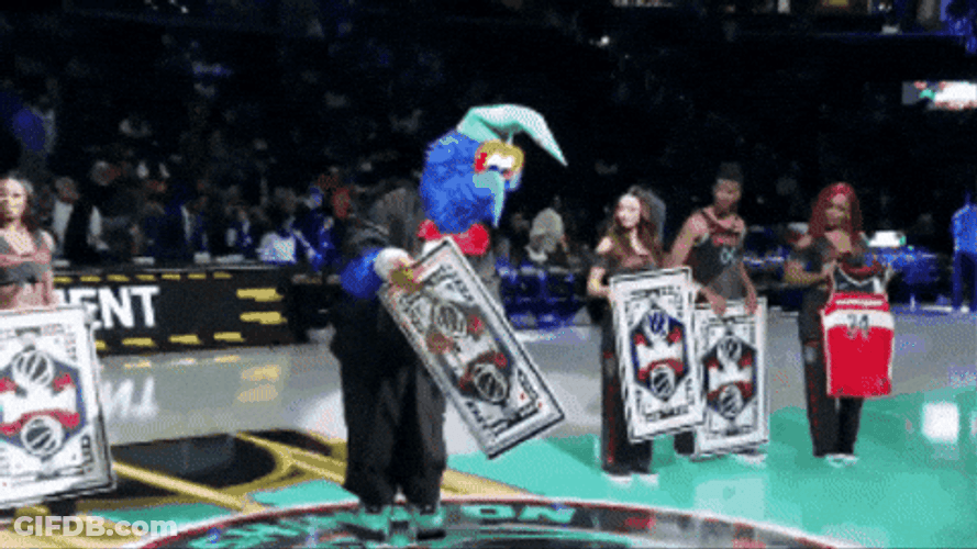 G Wiz With Four Of Hearts GIF