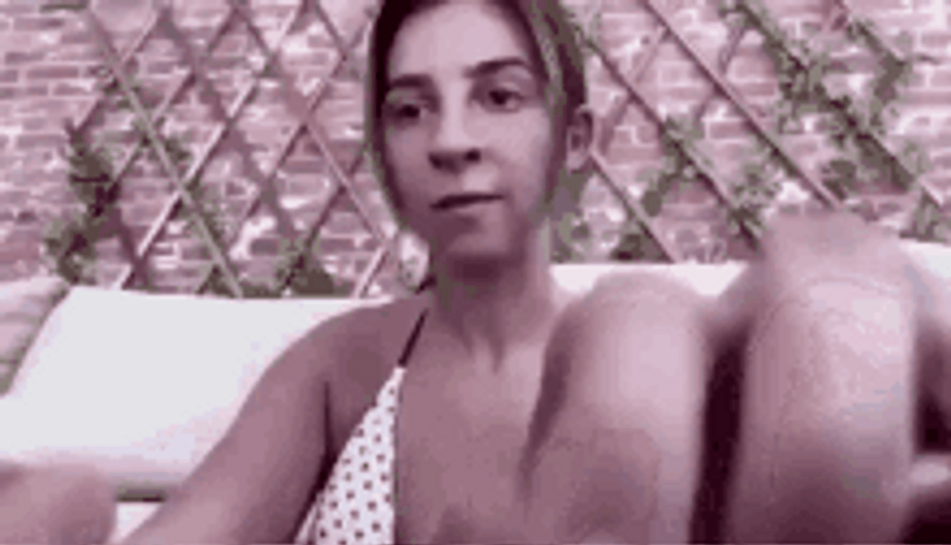 Gabbie Hanna Typing GIF