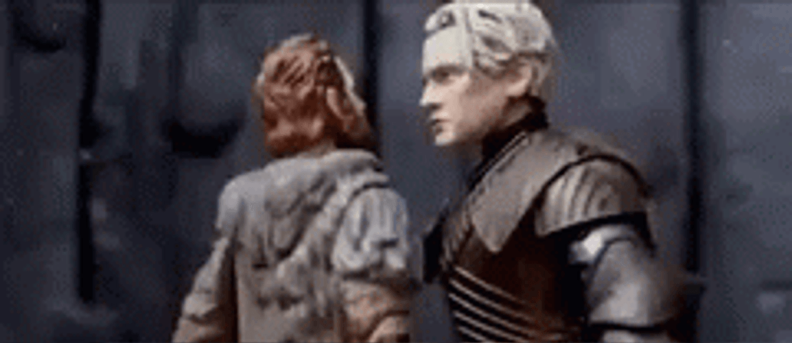 Game Of Thrones Tormund Kissing Brienne Dolls GIF