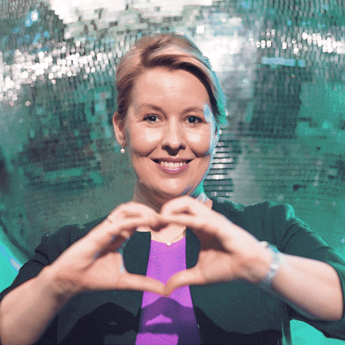 Ganz Sicher Berlin In-Out Heart Hand GIF