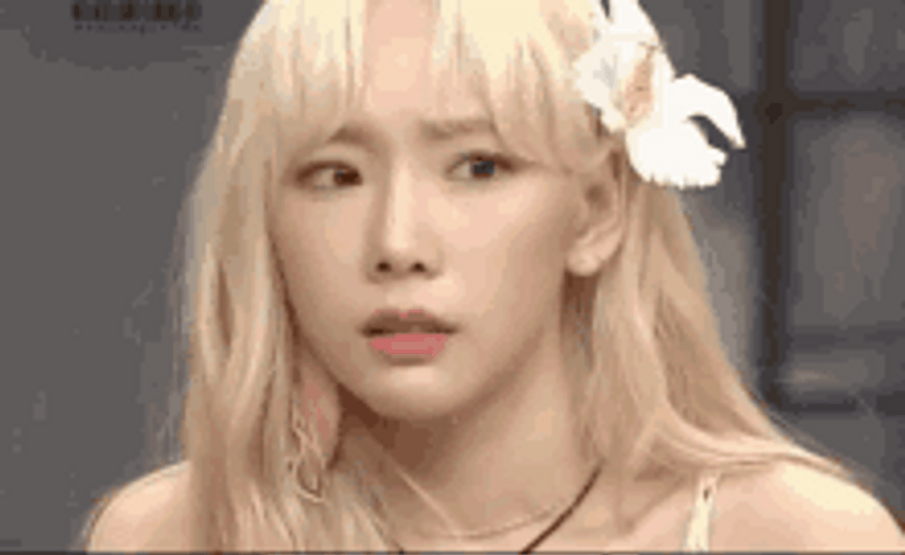 Gasp Kim Taeyeon Girl's Generation GIF