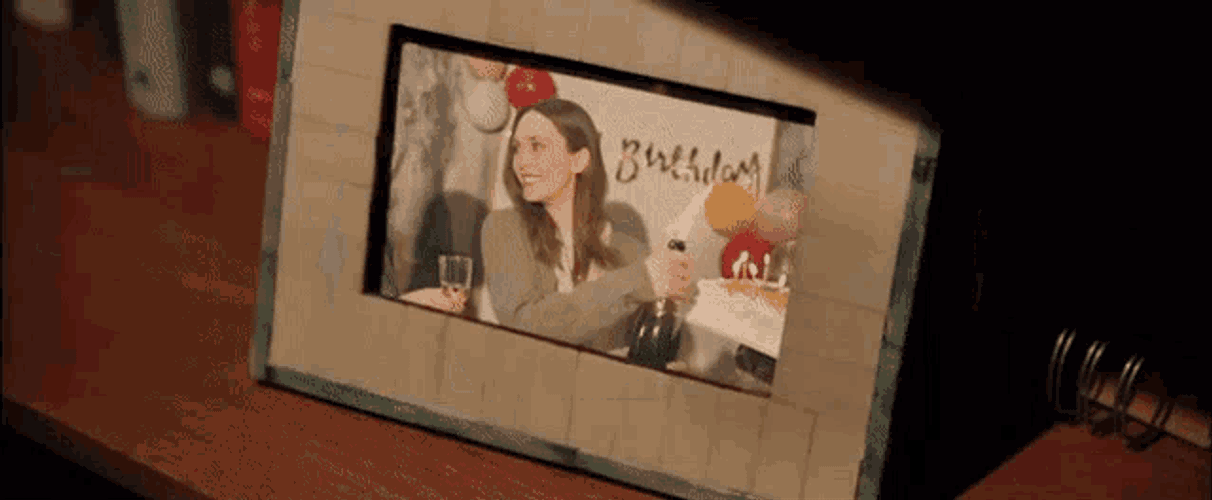 Gatinarachel Elizabeth Olsen GIF