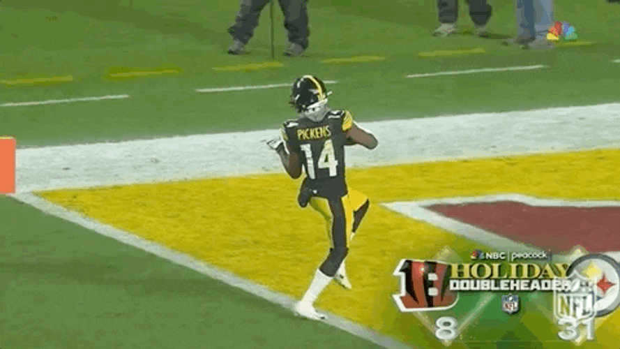 George Pickens Running In Game GIF