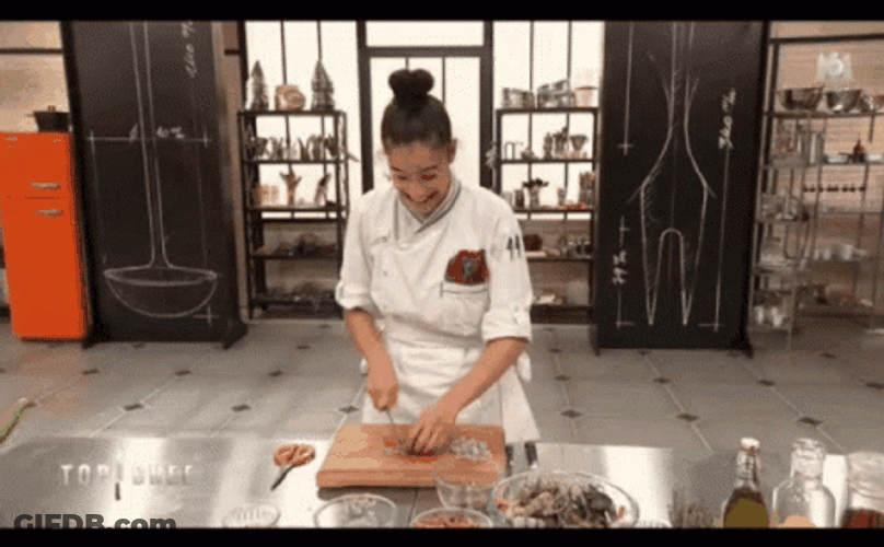 Giggly Justine Parandole Top Chef GIF