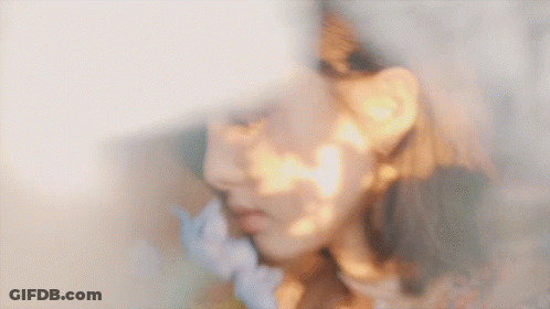 Girl Covering Face With Blue Bag Hecho Guarda Essa Cobra Ai Brotherkk GIF