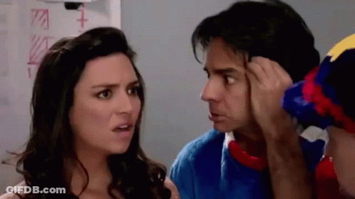 Girl Next To Man Saying Por Que No Eres GIF