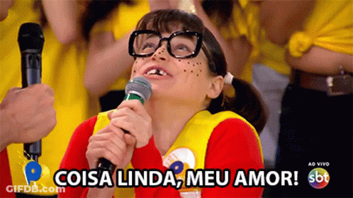 Girl With Glasses Holding Microphone Coisa Linda Meu Amor GIF