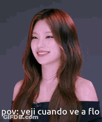 Girl With POV Yeji Cuando Ve A Flo GIF