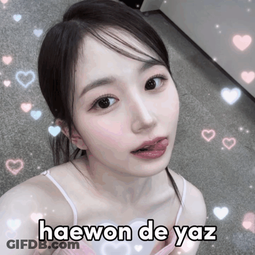 Girl With Tongue Out Haewon De Yaz GIF