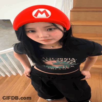 Girl With Wonhee De Ann GIF