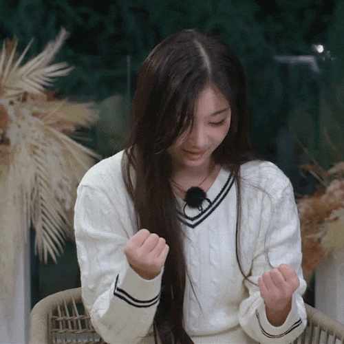 Girl Yap To Count GIF
