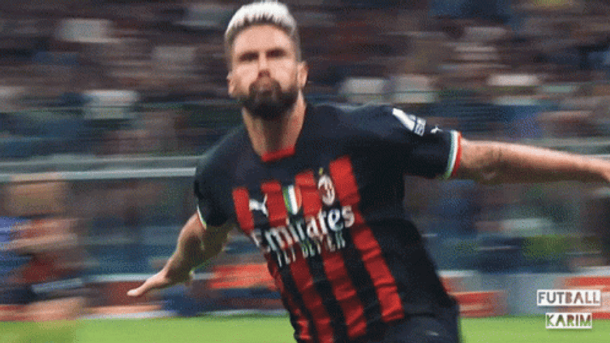 Giroud Being Energetic On The Feild GIF