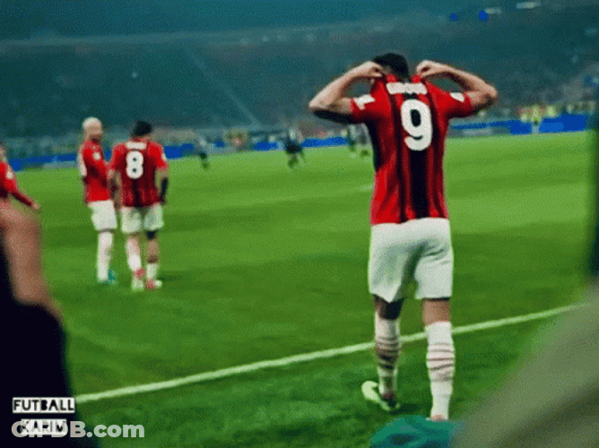 Giroud Will Power GIF