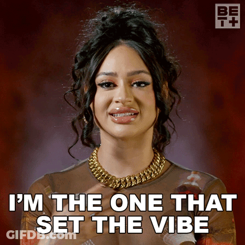Gold Chain Woman Says I'm The One That Set The Vibe GIF