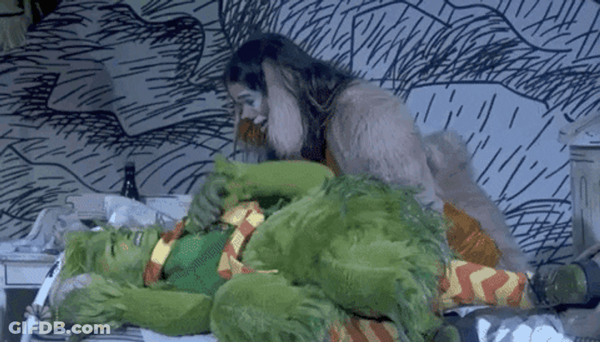 Grinch Hurt Someone's Heart GIF