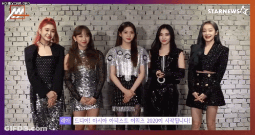 Group Of Girls In Front Of Brick Wall With Starnews GIF
