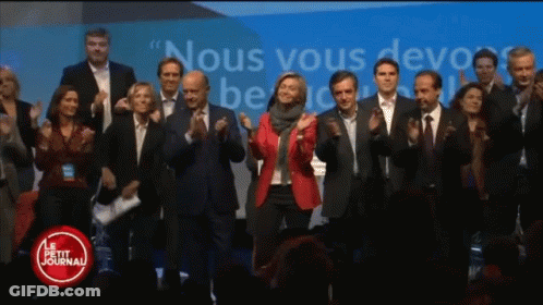 Group Of People Clapping Nous Vous Devour GIF