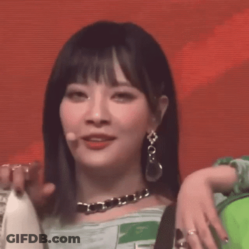 Hair Tuck Billlie Moon Sua Kpop GIF