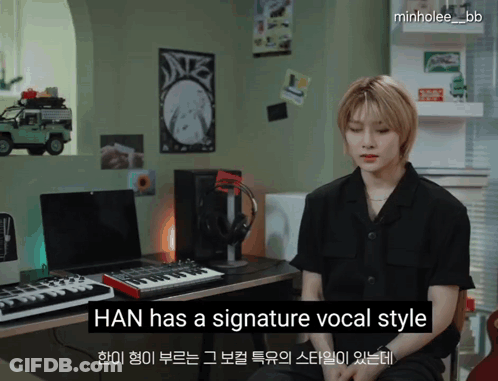 Han Sitting At Keyboards GIF