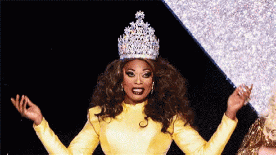 Happy Beauty Queen Wave GIF