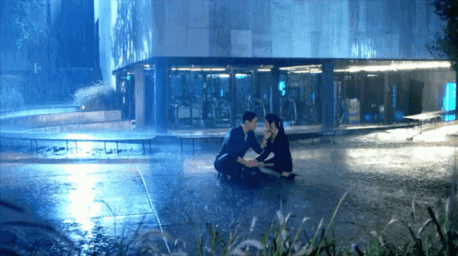 Happy Rainy Sunday Couple On The Rain GIF