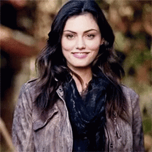 Hayley Marshall Pretty Smile GIF