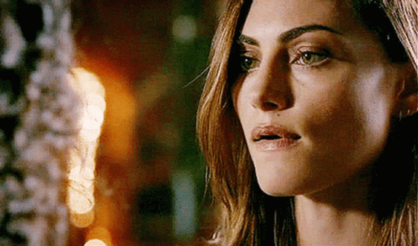 Hayley Marshall With Brown Eyes GIF