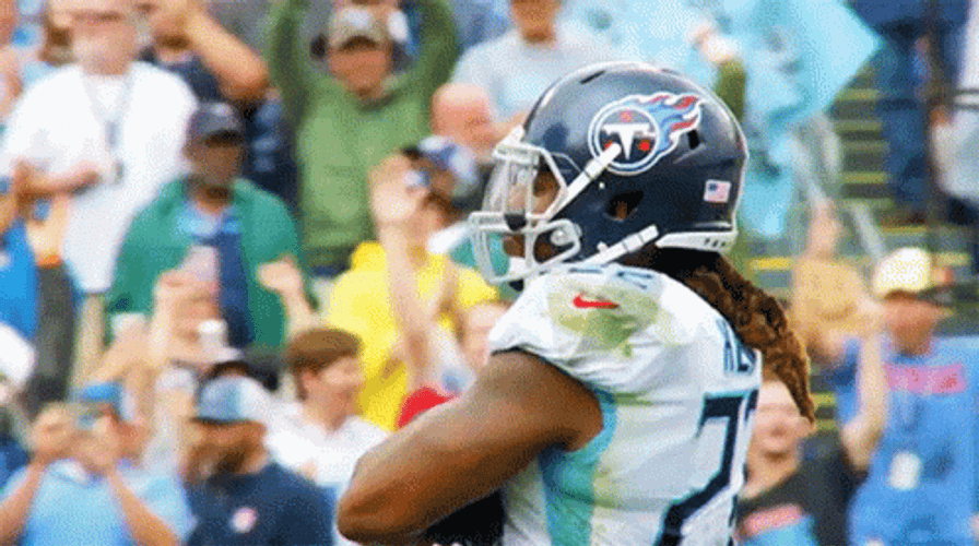 Henry Derrick Titans Running Back GIF