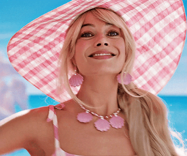 Hi Barbie Margot Robbie Big Smile GIF