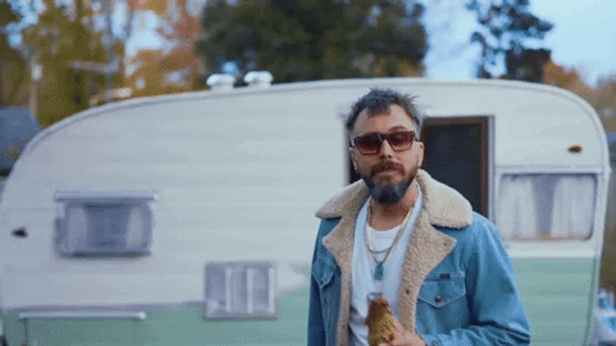 Hillbilly Elvie Shane Trailer Park Music Video GIF