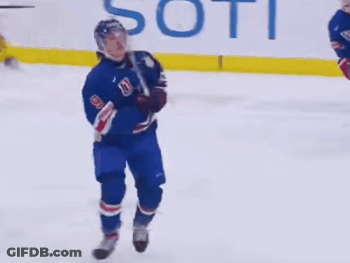 Hockey Player 71 In Snow GIF