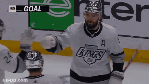 Hockey Player In Kings Jersey GIF