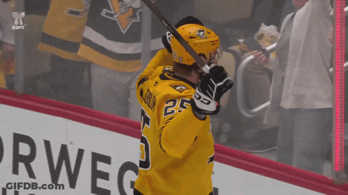 Hockey Player In Yellow Jersey Number 25 GIF