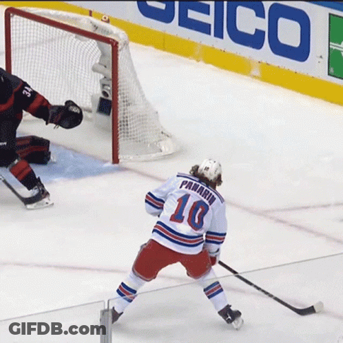 Hockey Player Number 10 GIF
