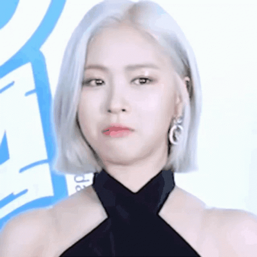 How Sway White Hair Girl Disbelieving Look GIF