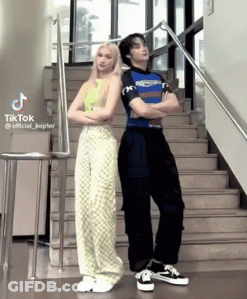Huening Siblings Kip Yes GIF