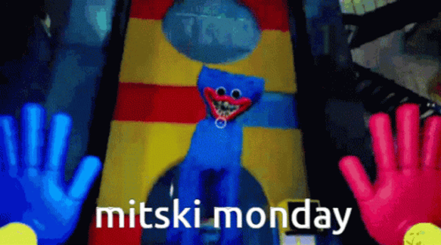 Huggy Wuggy Zoom In GIF
