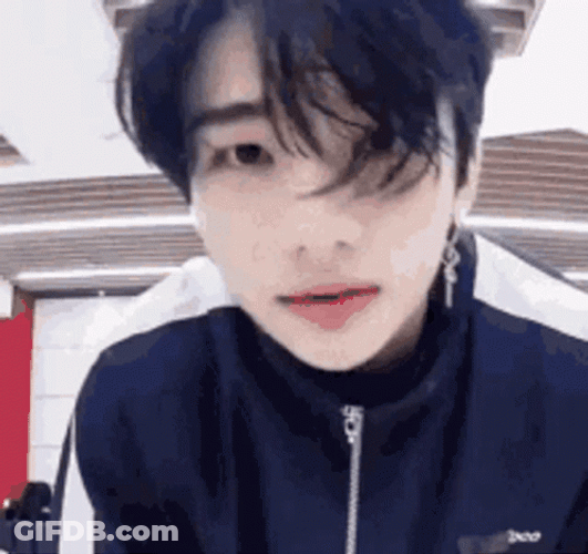 Hyunjin Close Up Camera Shot GIF