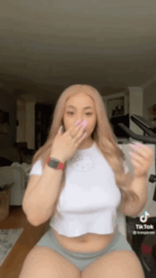 Ice Spice Doing Tiktok GIF