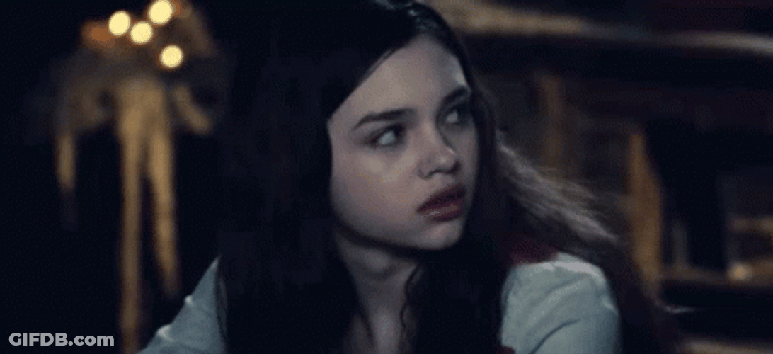 India Eisley Looking Around Movie Underworld GIF
