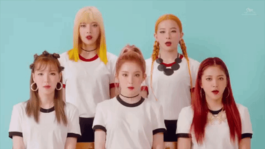 Irene Red Velvet Ice Cream Cake MV GIF
