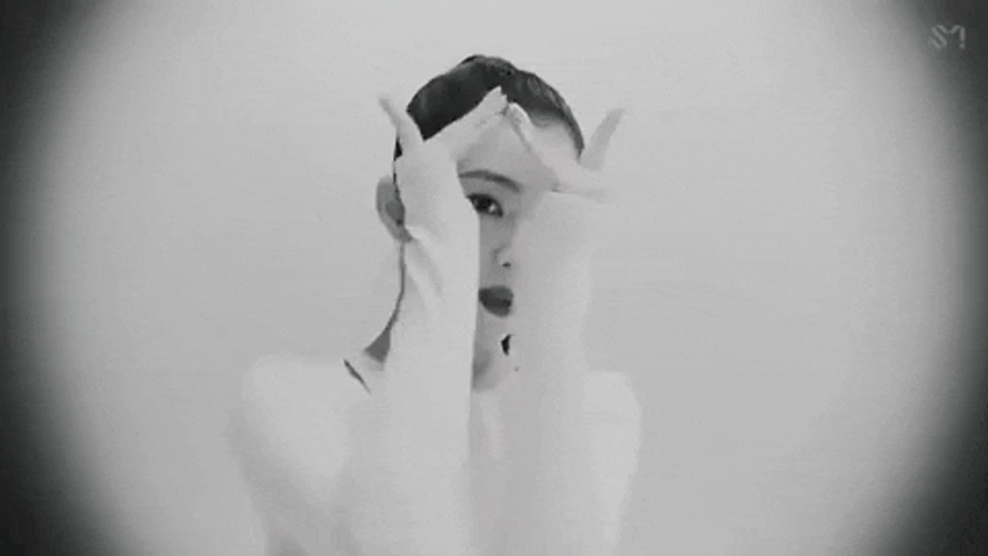 Irene Red Velvet Naughty Tutting GIF