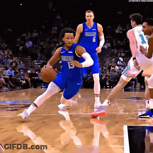 Jalen Brunson Layup GIF
