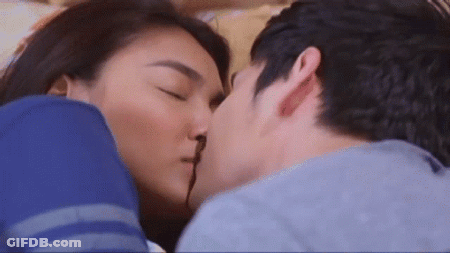 James Reid Nadine Lustre Kiss Kiss GIF