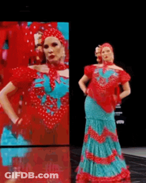 Jessica Bueno Jessingo GIF