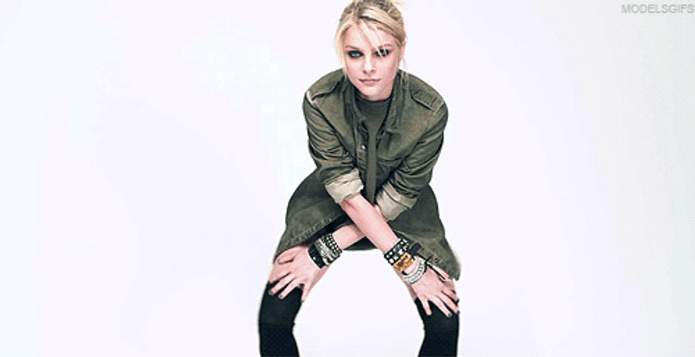 Jessica Stam Knee Dance GIF
