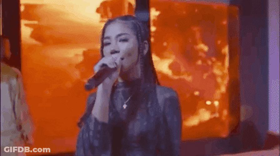 Jhene Aiko Singing Live GIF