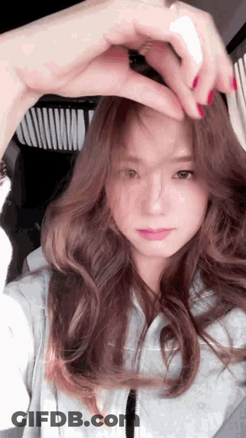 Jisoo GIF